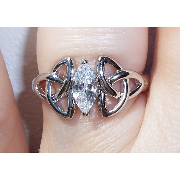 925 STERLING SILVER Dainty Celtic Triquetra Marquise Cubic Zirconia Ring - Picture 3 of 16